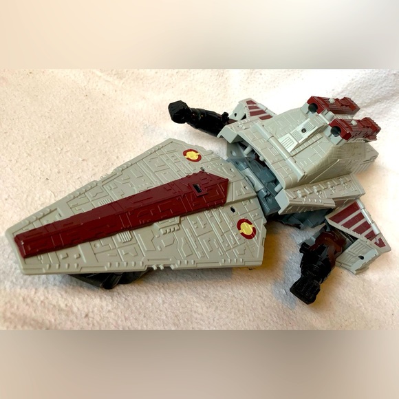 Star Wars Transformers Crossover: Darth Vader Anakin Star Destroyer. Talks - Picture 4 of 14